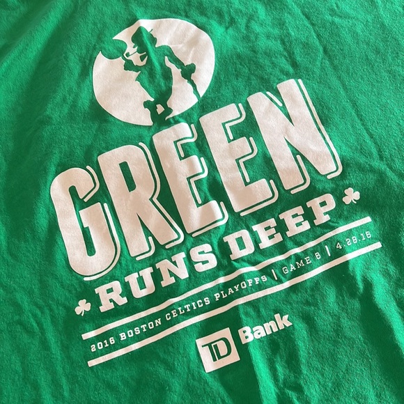 Boston Celtics 2016 Playoffs Gildan T Shirt - Picture 2 of 4